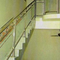 SR 18 Stainless Steel '304' (Staircase)