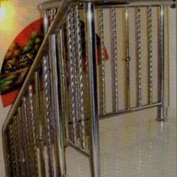 Stainless Steel '304' Balcony Railing (Curve) 19