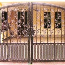 Wrought Iron Main Gate 252