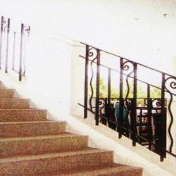 Wrought Iron Balcony Railing (Curve) 024