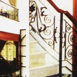 Wrought Iron Balcony Railing (Curve) 026